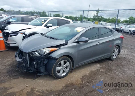 2013 Hyundai Elantra Gls z USA, uszkodzony, nr VIN 5NPDH4AE6DH243252